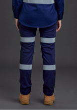 Load image into Gallery viewer, 97%cotton+3%elastane ,270gsm fabric hot sell mechanical cargo pant
